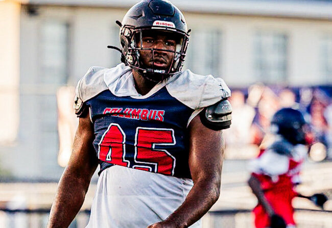 Q&A with Christopher Columbus defensive tackle Damien Harvey